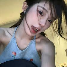经典剧《情深深雨濛濛》
